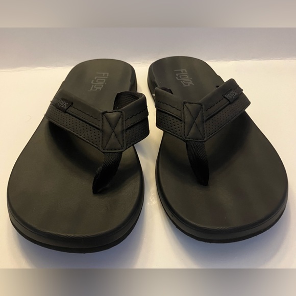 Sandals_&_Flip_Flops